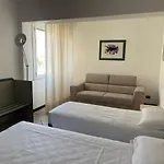 Garden 4*