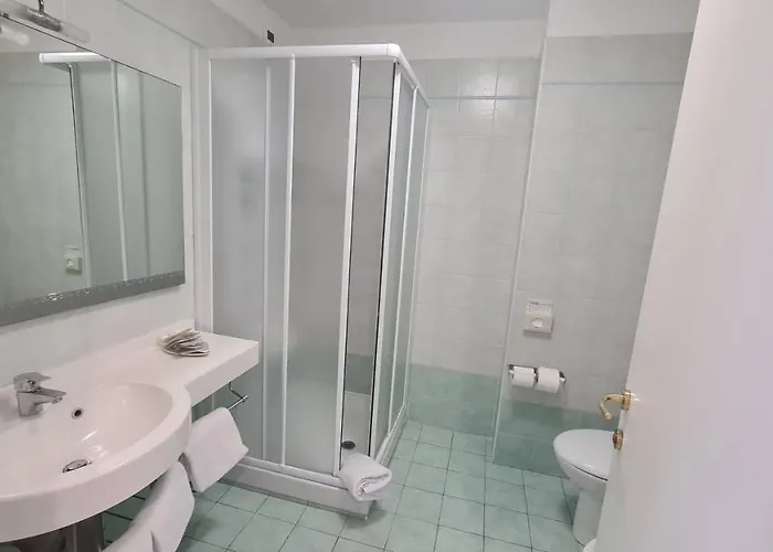 Garden Hotel 4*